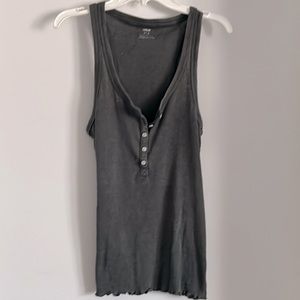 🌸🌼Button gray tank top